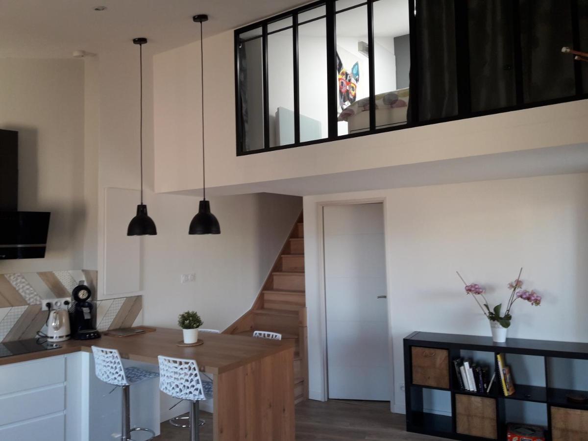 Spacieux Duplex, Vue Mer Et Belle Terrasse Hyères Zewnętrze zdjęcie