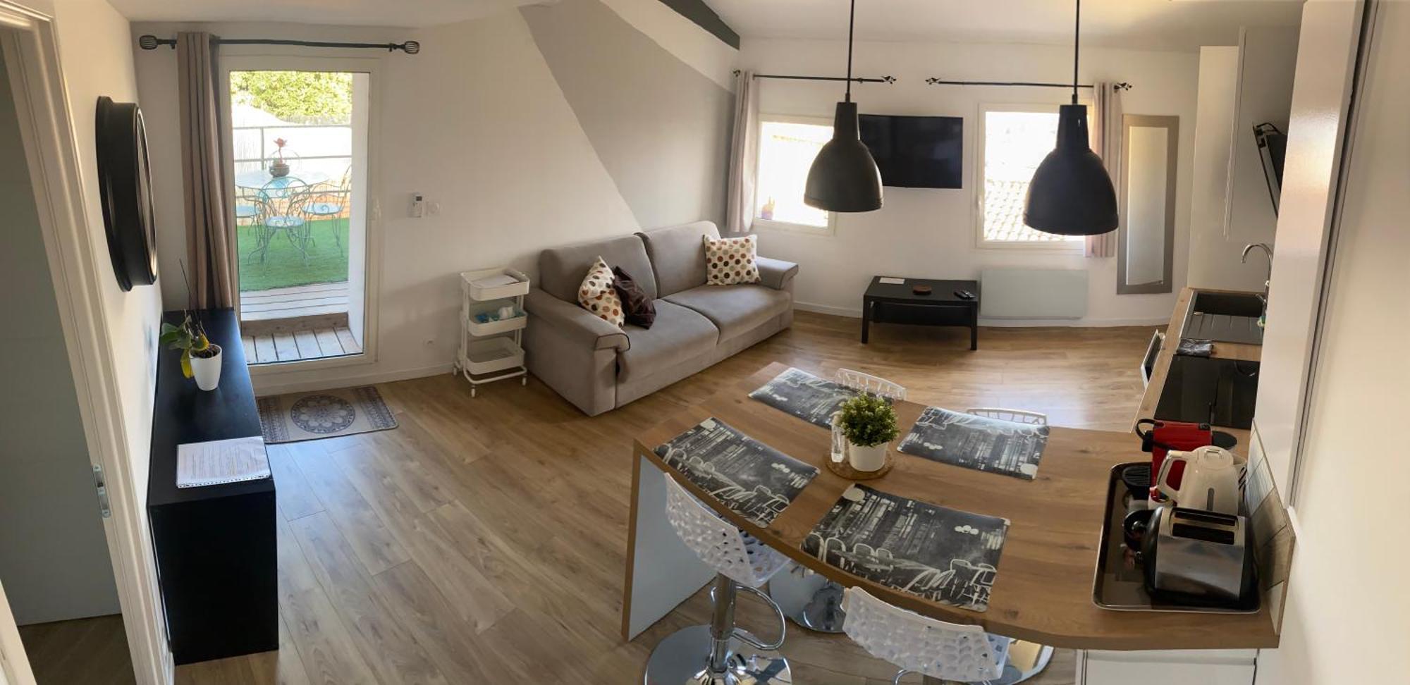Spacieux Duplex, Vue Mer Et Belle Terrasse Hyères Zewnętrze zdjęcie